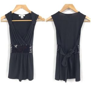 ☀️ White House Black Market Sleeveless Sequin Top